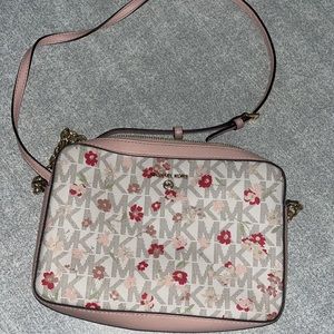 Michael Kors Crossbody